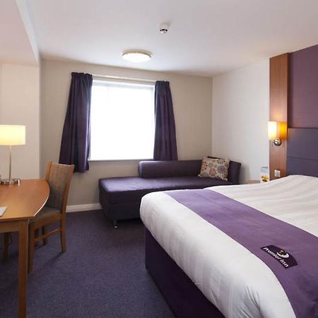Premier Inn Norwich - Broadlands Park Thorpe St Andrew Zewnętrze zdjęcie